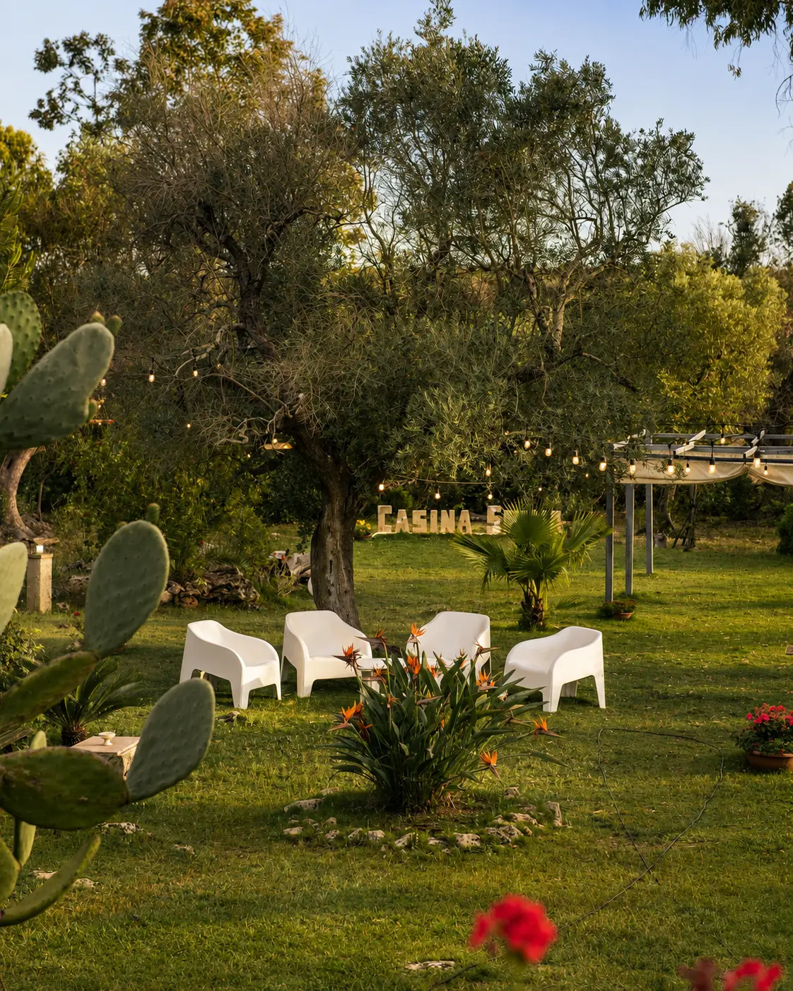 Il giardino di Casina Spina, allestito per un ricevimento