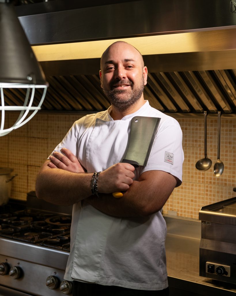 Il nostro chef con il coltello in mano